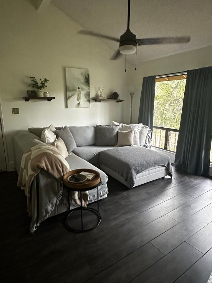 15 Kulanihakoi St Apt 5e - Photo 2 of 14