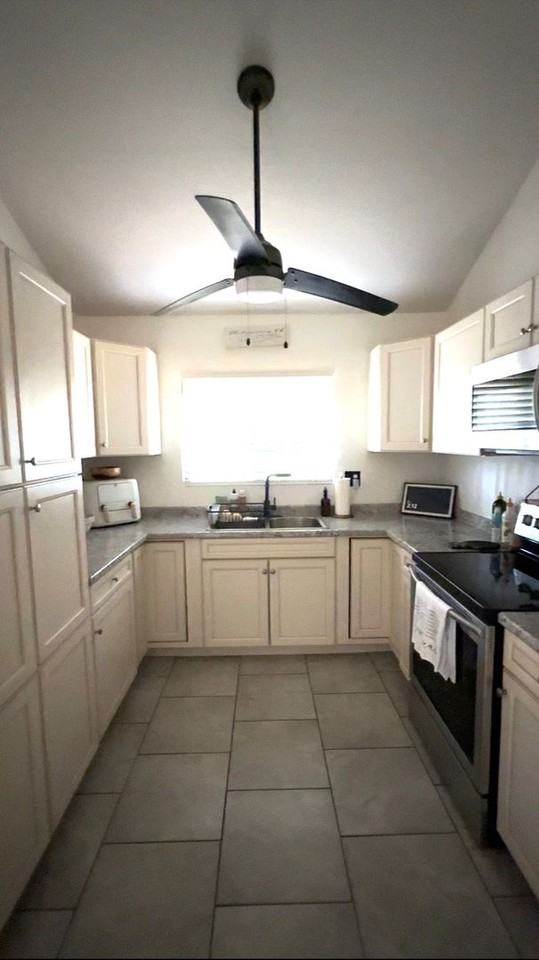 15 Kulanihakoi St Apt 5e - Photo 4 of 14