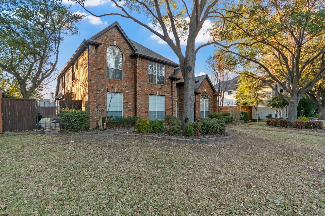 7705 Case Dr - Photo 4 of 37