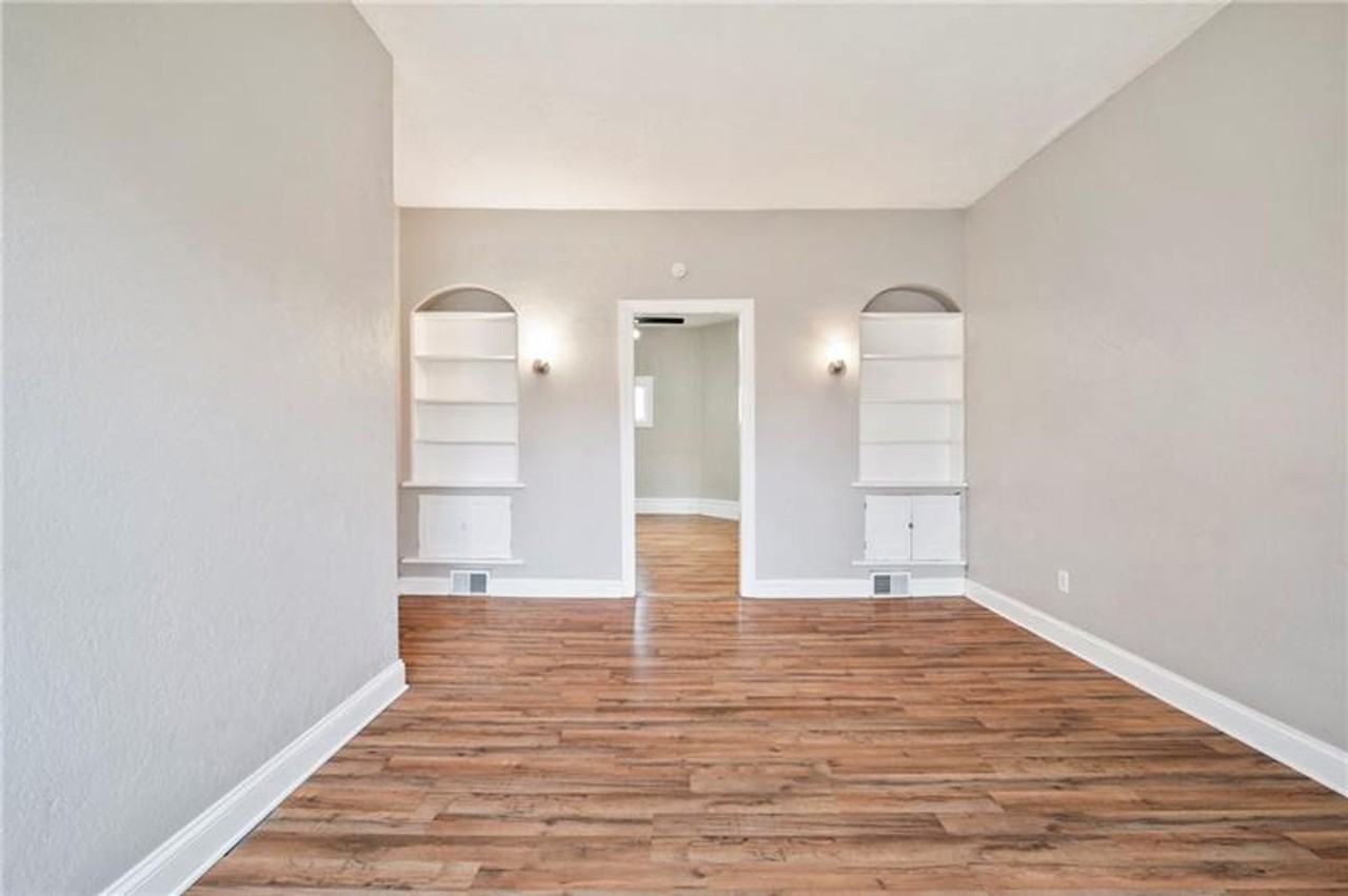 872 4th Ave - Photo 7 of 25