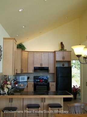 3425 S Aqua Ln - Photo 3 of 27