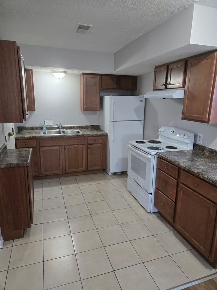 4175 Webster Ave #1 - Photo 3 of 8