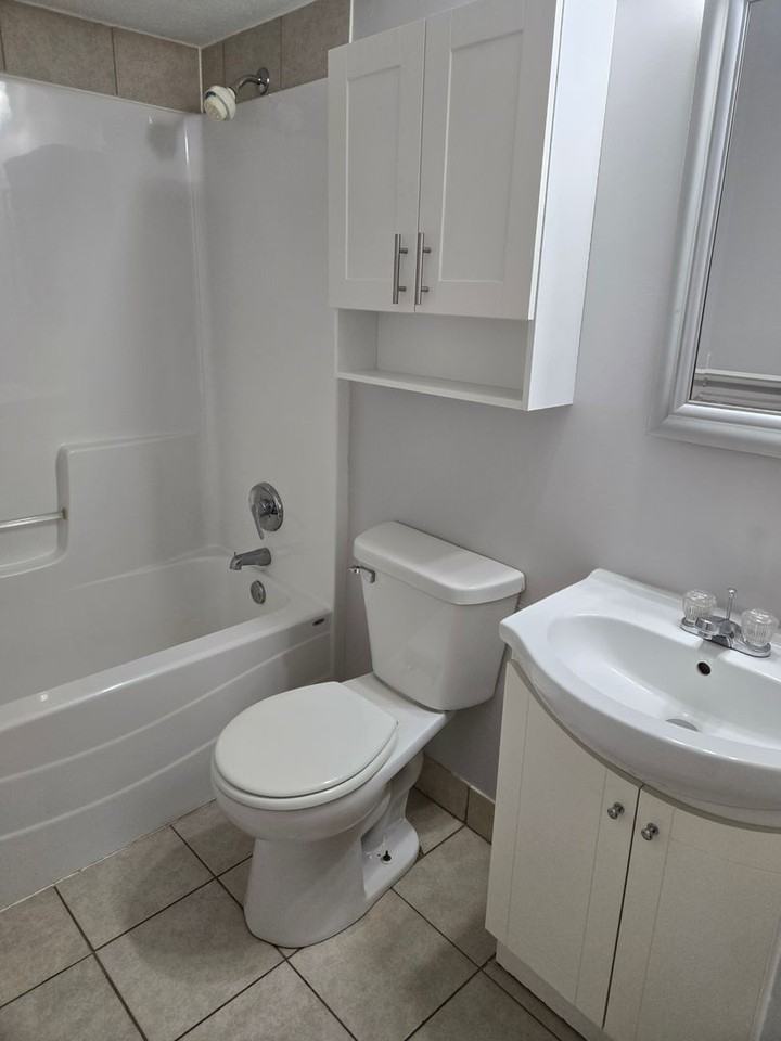 4175 Webster Ave #1 - Photo 4 of 8