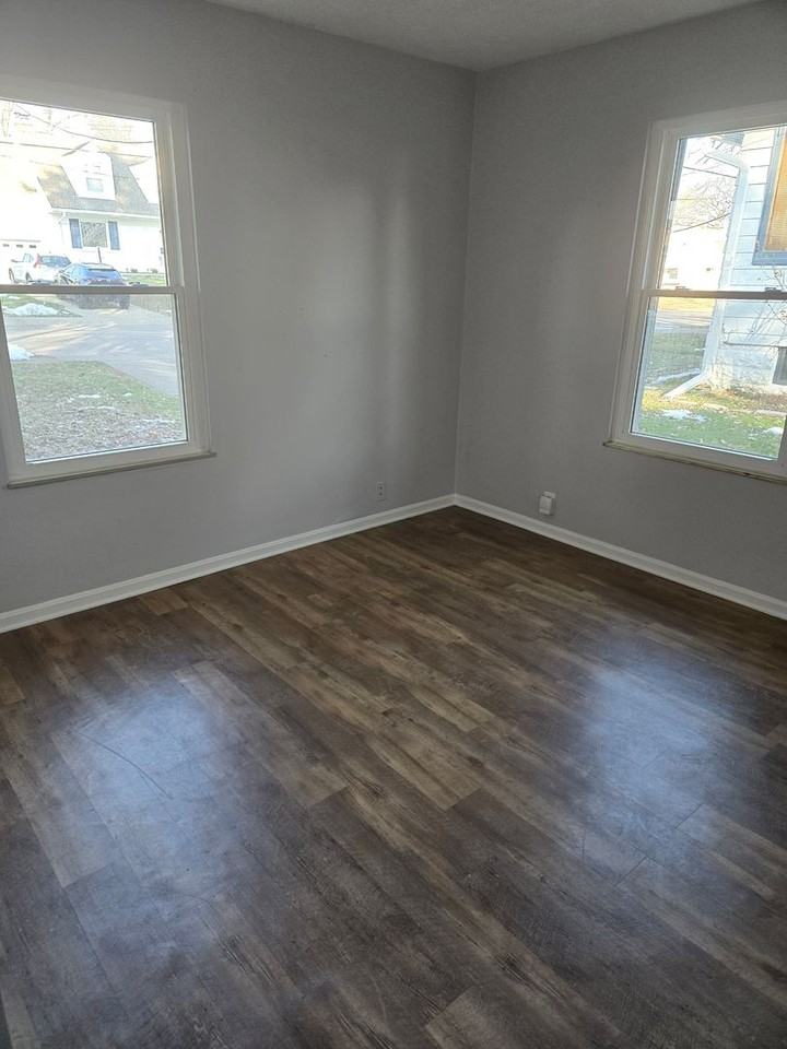 4175 Webster Ave #1 - Photo 6 of 8