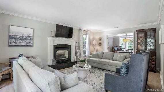 2803 N Wading River Rd - Photo 5 of 22