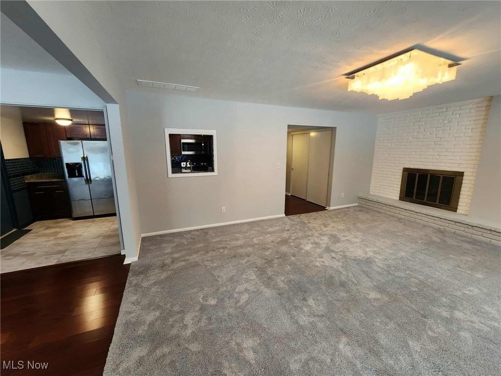 6960 Carriage Hill Dr - Photo 6 of 32