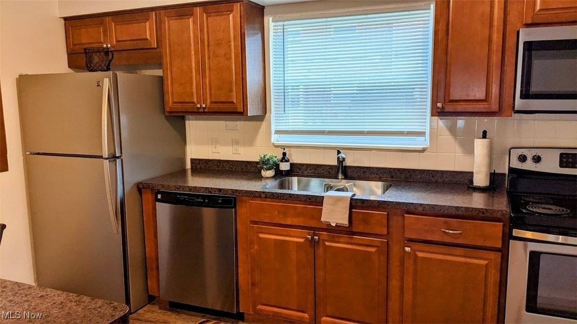 31601 N Marginal Dr - Photo 6 of 39