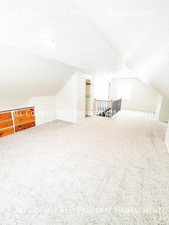 2359 12th St - Photo 6 of 32