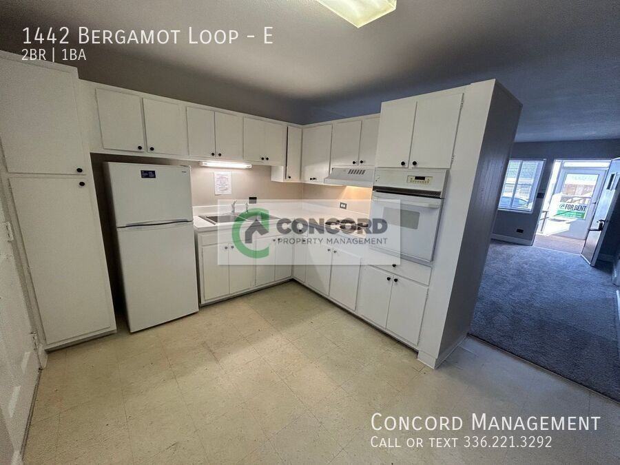 1442 Bergamot Loop #E - Photo 7 of 13