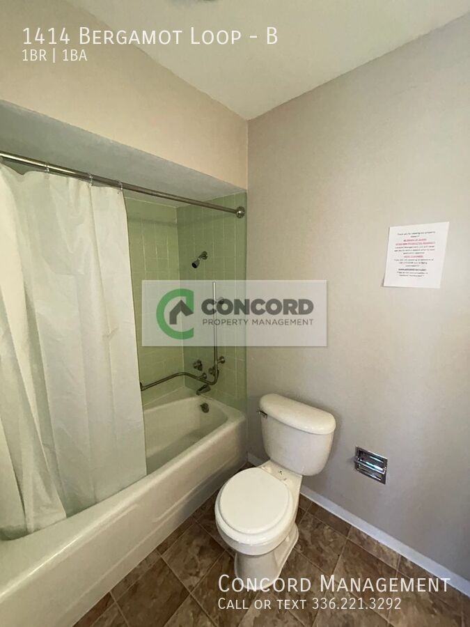 1414 Bergamot Loop #B - Photo 7 of 12