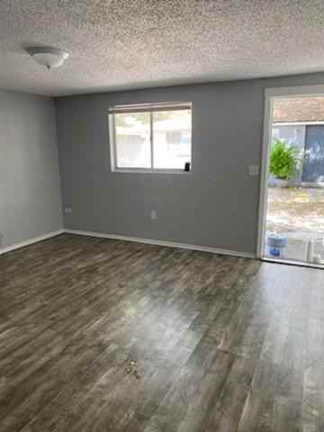 1008 35th Ave W #B - Photo 5 of 7