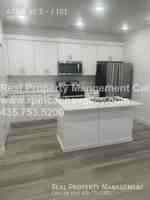 featured image of 472 W 40 S #J101