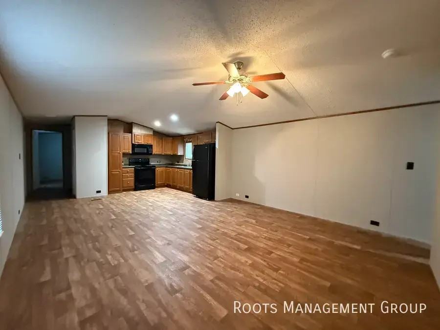 3707 E US Business 83, #406 #406 - Photo 2 of 12