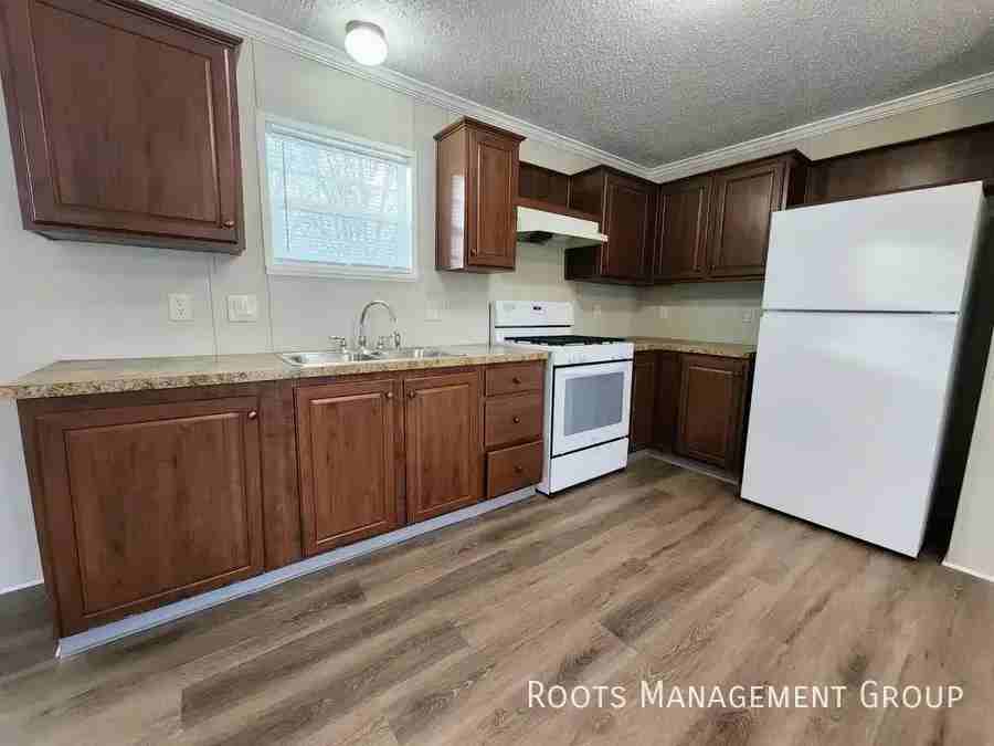 60 Willow St #60 - Photo 5 of 18