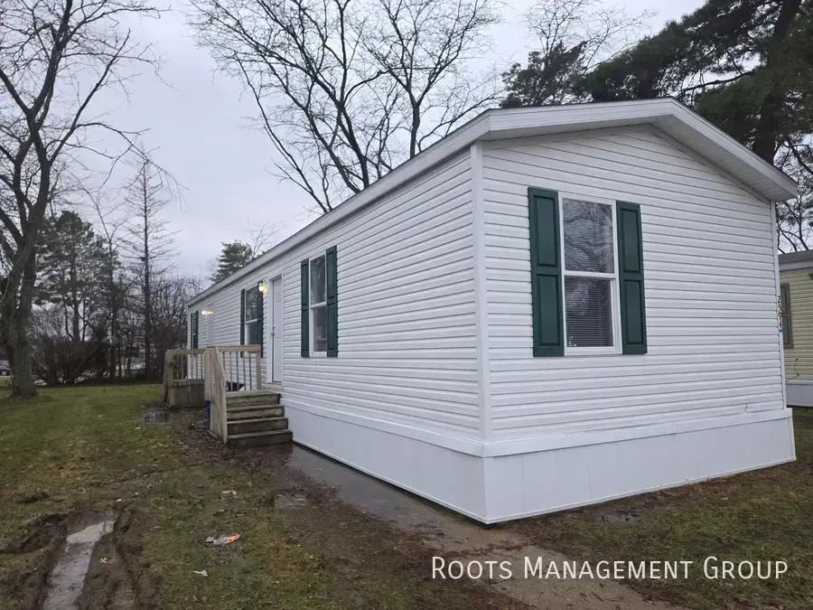 2594 Apollo Dr - Photo 2 of 16