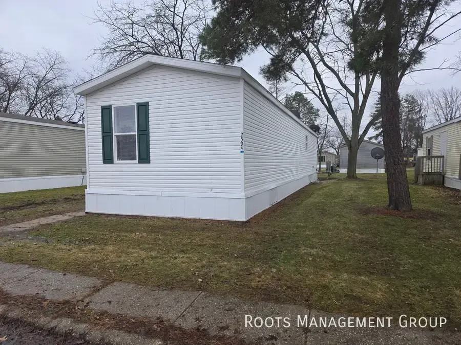 2594 Apollo Dr - Photo 4 of 16