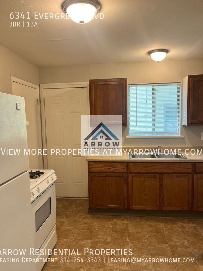 6341 Evergreen Blvd - Photo 2 of 10