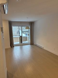 4609 Rue de la Roche #102 - Photo 2 of 14