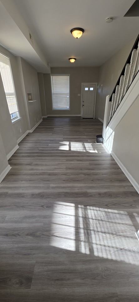 701 N Curley St - Photo 3 of 13