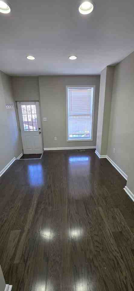 238 N Rose St - Photo 3 of 12