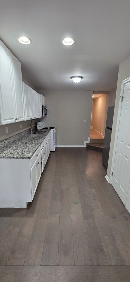 238 N Rose St - Photo 6 of 12