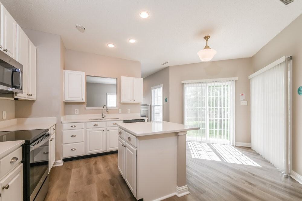 13260 Heroic Way - Photo 7 of 17