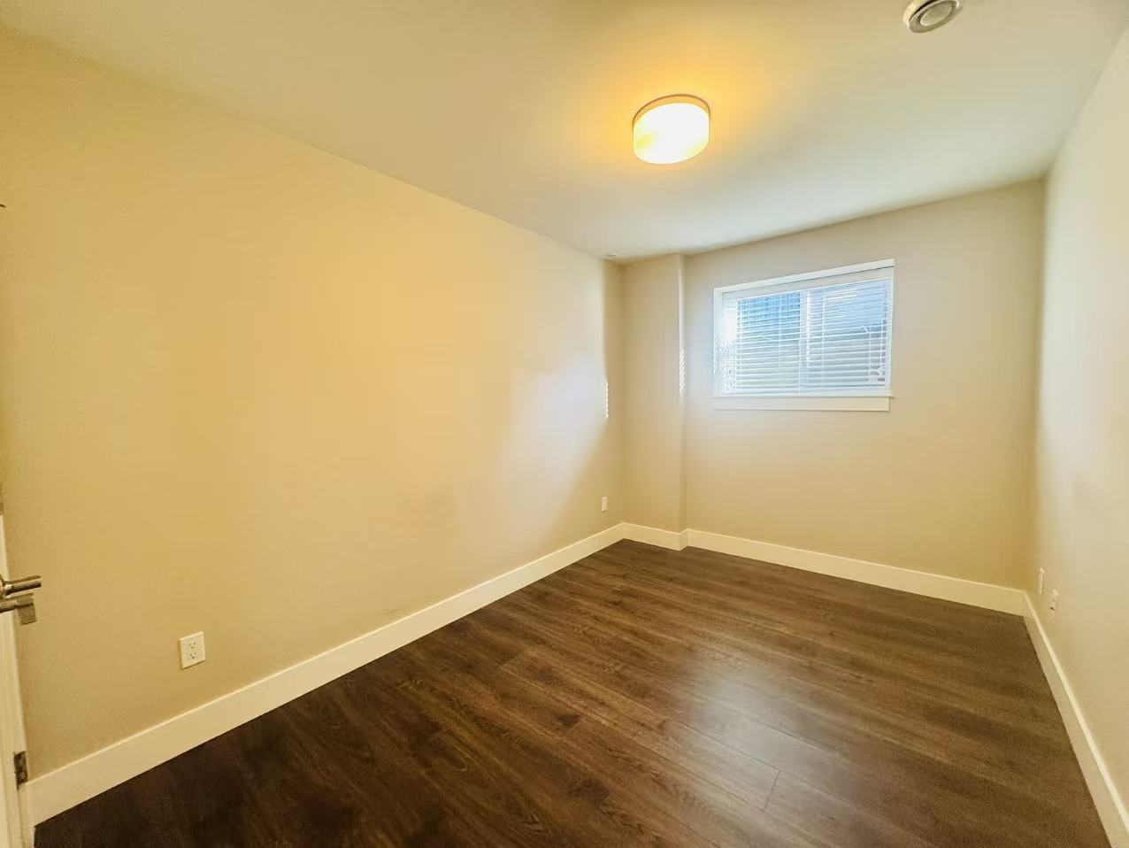 1700 Regan Avenue - Photo 7 of 9