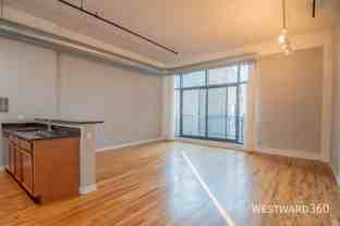 1224 W Van Buren St #712 - Photo 1 of 1