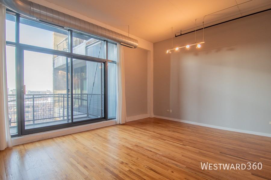 1224 W Van Buren St #712 - Photo 6 of 19