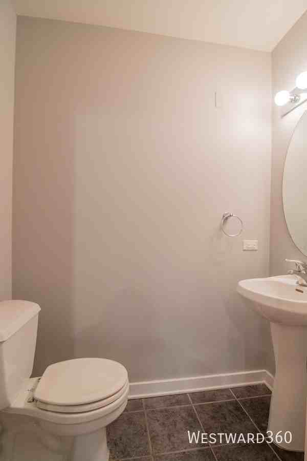 1224 W Van Buren St #712 - Photo 7 of 19