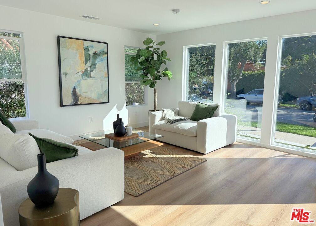 3031 Vineyard Ave #3031 - Photo 3 of 19