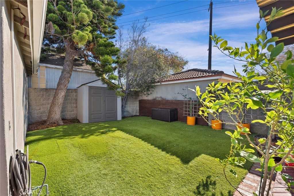 1902 Condon Ave #1902 - Photo 6 of 27