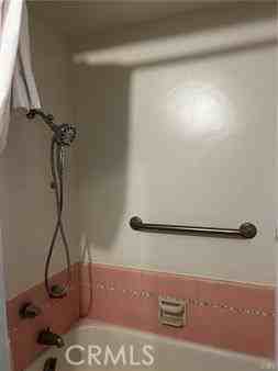 136 N Bonnie Ave #136A - Photo 5 of 15