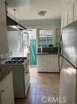 136 N Bonnie Ave #136A - Photo 7 of 15