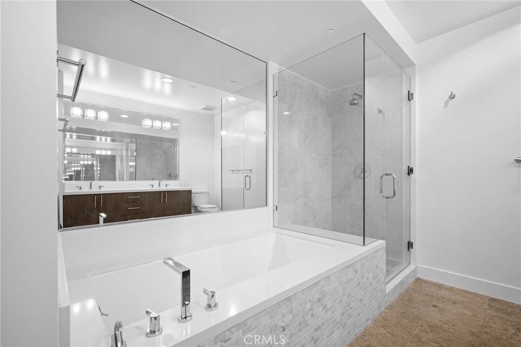 11023 Fruitland Dr #11023-201 - Photo 4 of 34