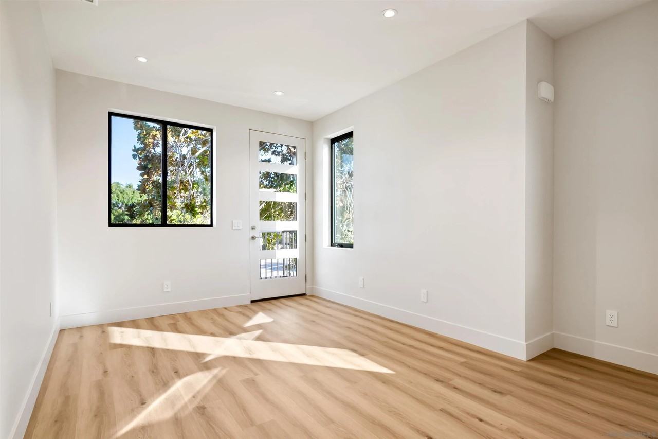 8168 Paseo Del Ocaso - Photo 3 of 17