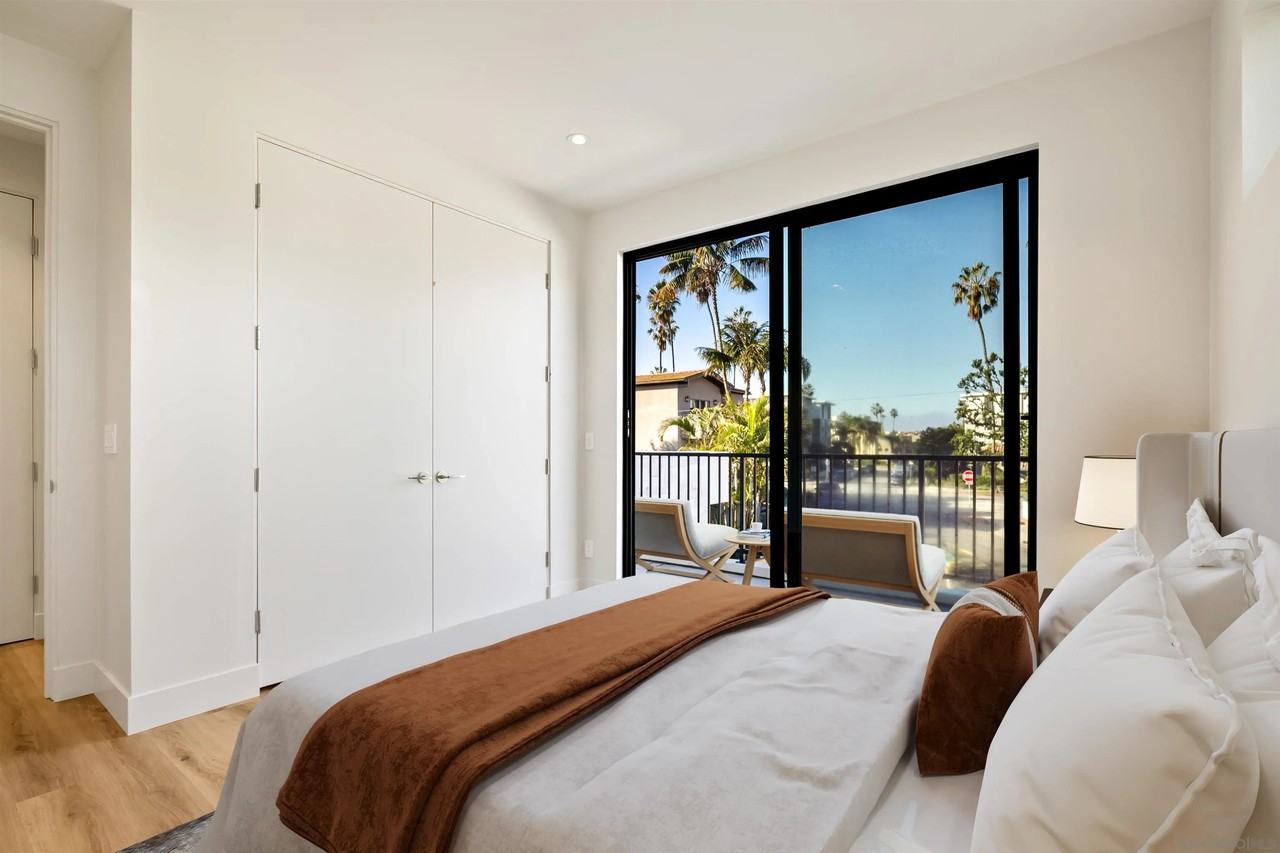 8168 Paseo Del Ocaso - Photo 4 of 17