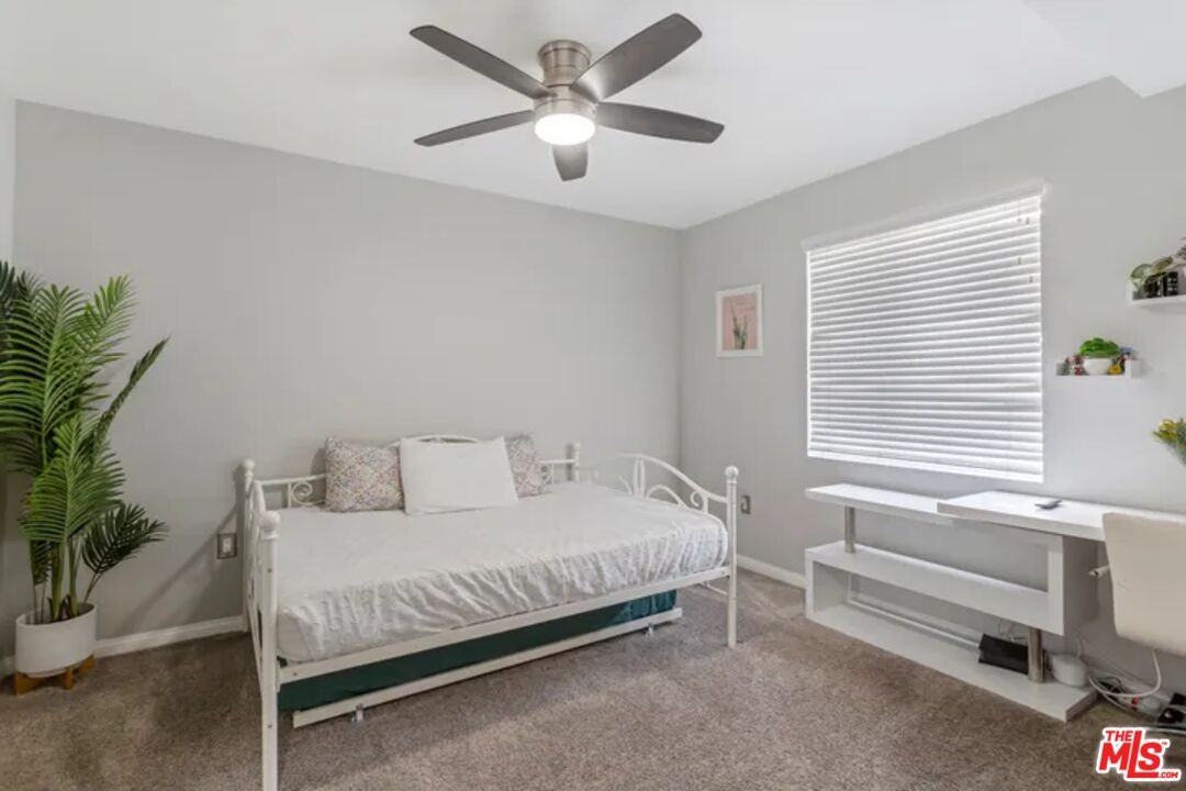 12032 S Broadway #12032 - Photo 3 of 22