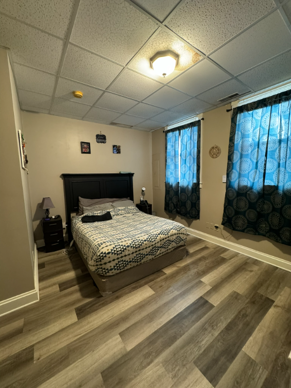 126 N Green St #2 - Photo 2 of 4