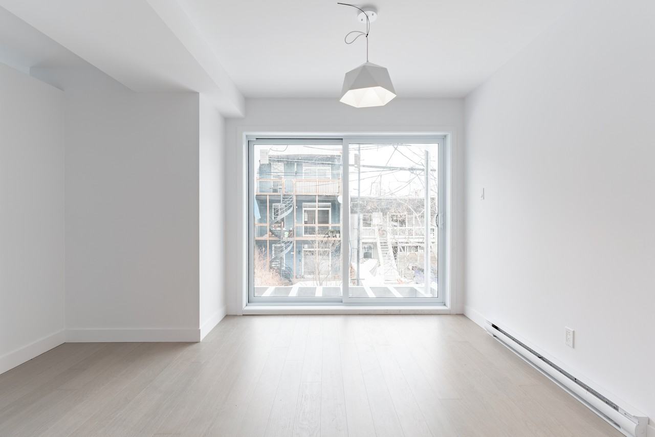 4609 Rue de la Roche #202 - Photo 3 of 12