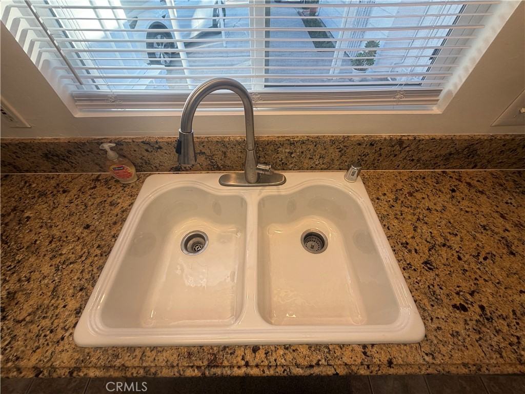 22125 Costanso St #22125 - Photo 6 of 21