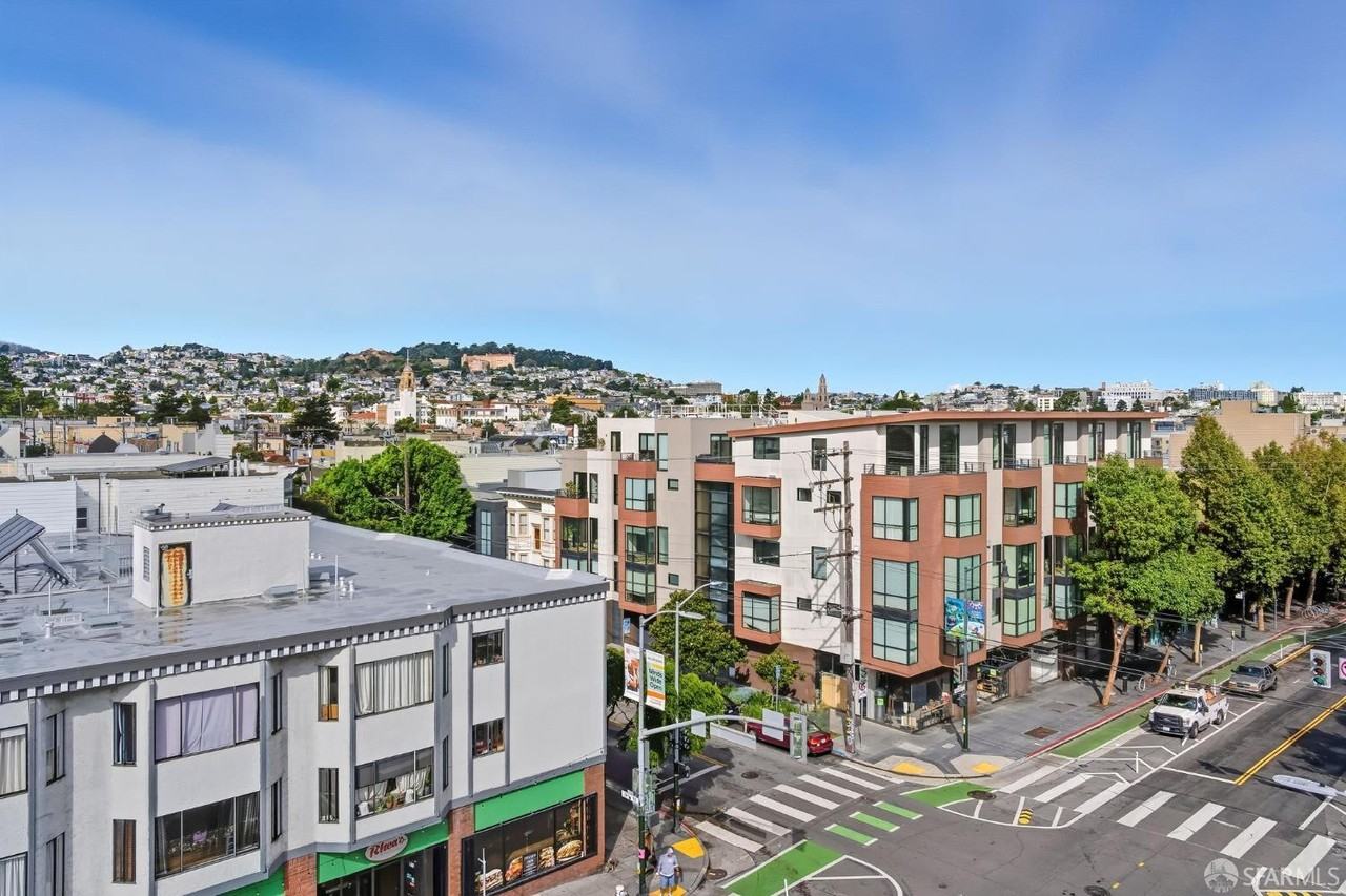 811 Valencia St #811-401 - Photo 5 of 12