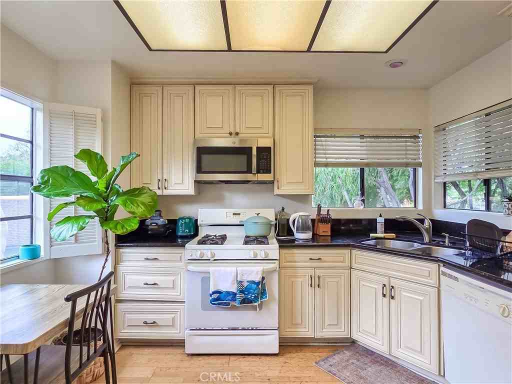 59 Rainbow Rdg #59 - Photo 2 of 35