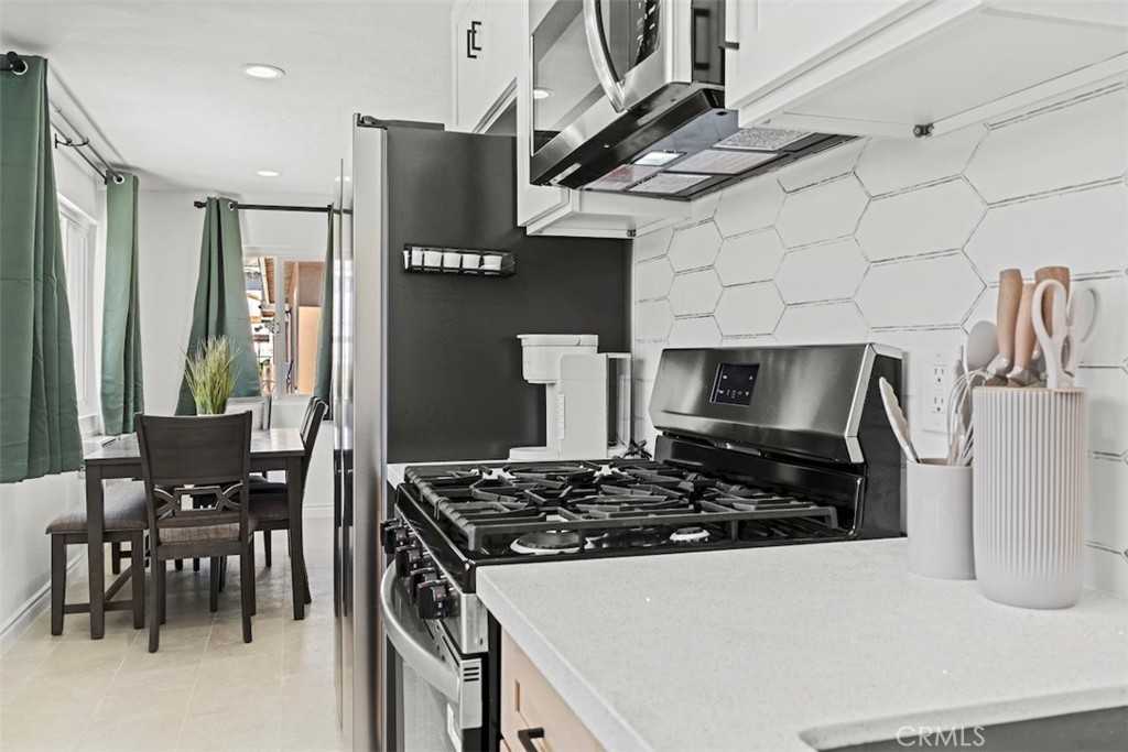 1101 Bonita St #1101 - Photo 5 of 29