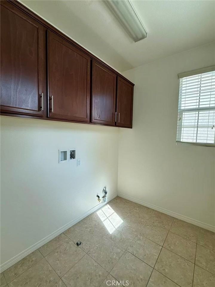 2882 S Via Belamaria #2882 - Photo 4 of 17