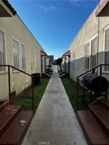 4522 S Normandie Ave - Photo 1 of 1