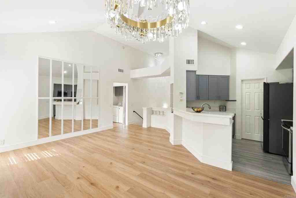 7215 Calabria Ct #7215-74 - Photo 7 of 9