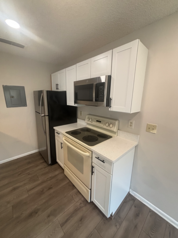 732 Secret Harbor Ln #202 - Photo 7 of 32