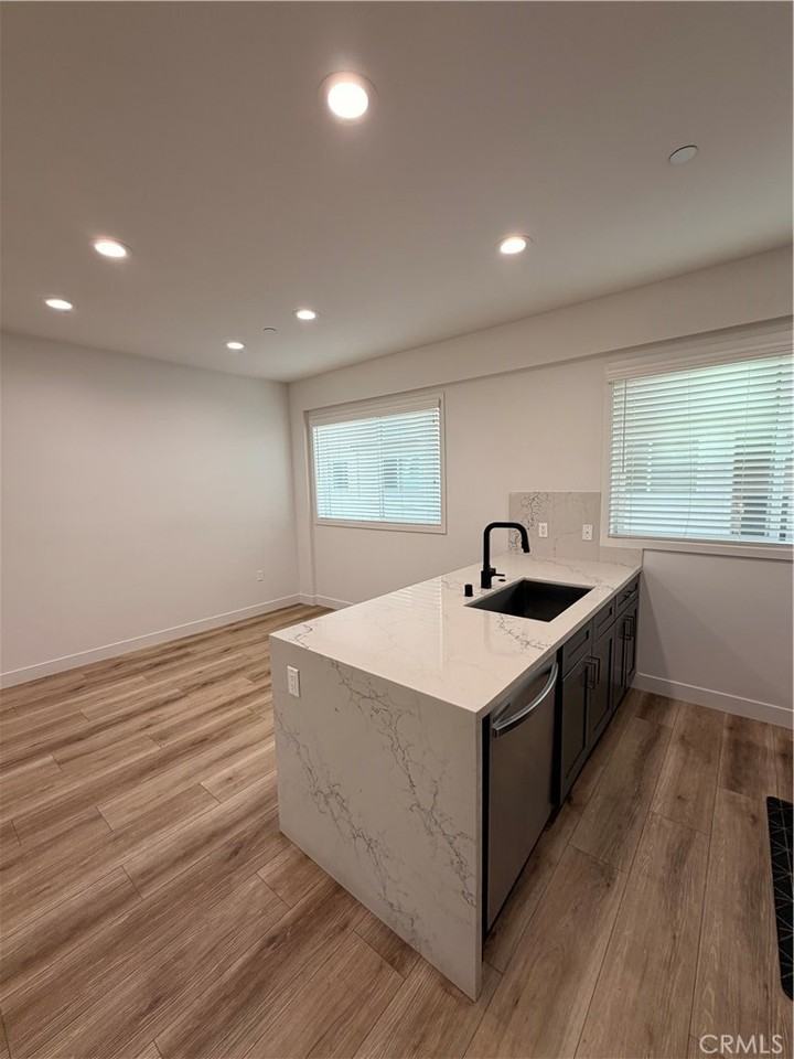 14662 W Sara Ln #14662 - Photo 5 of 23