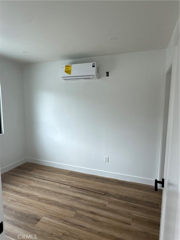 551 W Crescent Dr #551 - Photo 2 of 8